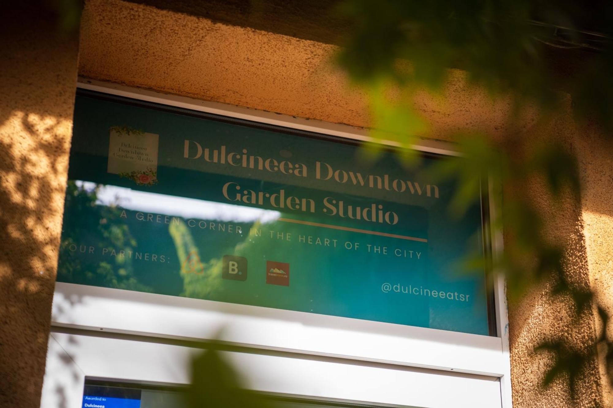 Dulcineea Downtown Garden Studio تيميشورا المظهر الخارجي الصورة